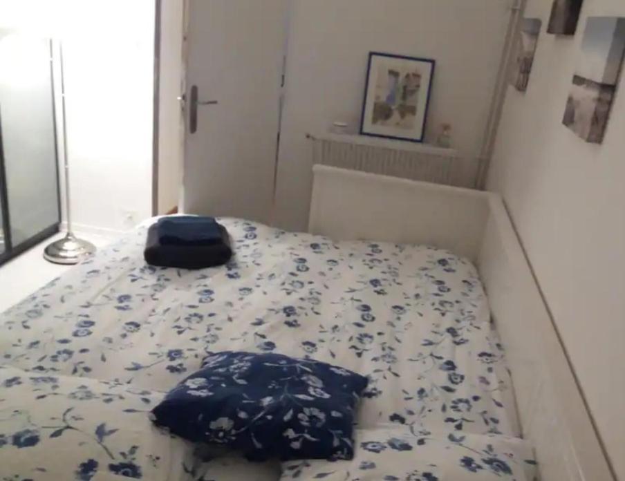 Chambre Chez L'Habitante Avec Salle De Bain Et Cuisine Communes - Presence D'Un Chat Bordeaux Buitenkant foto