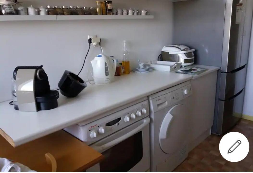 Chambre Chez L'Habitante Avec Salle De Bain Et Cuisine Communes - Presence D'Un Chat Bordeaux Buitenkant foto